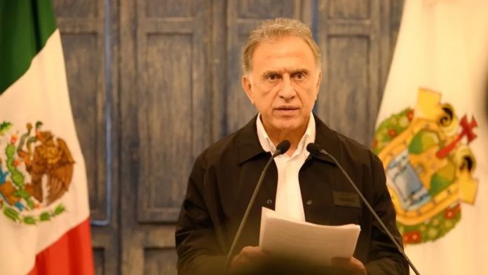 Miguel Yunes Linares pide a Cuitláhuac investigue desvío de 20 millones de pesos para filmación de película de su hermano