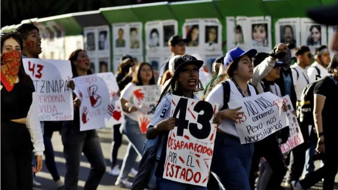 Dictan nuevo auto de prisión formal contra militar por caso Ayotzinapa