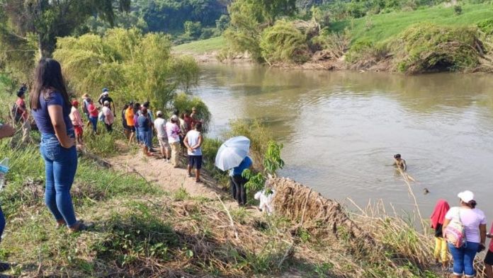 Hallan cuerpo de Angelito, arrastrado por río Cotaxtla