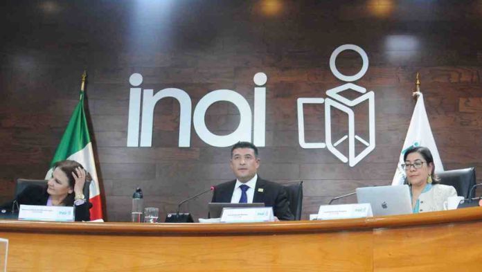 El INAI ‘agoniza’: Diputados aprueban en comisión desaparecer a los órganos autónomos