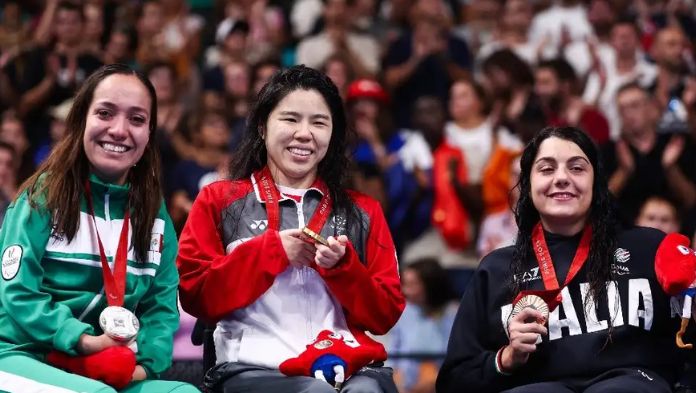 Haidee Aceves conquista la primera medalla para México en la paranatación de París 2024