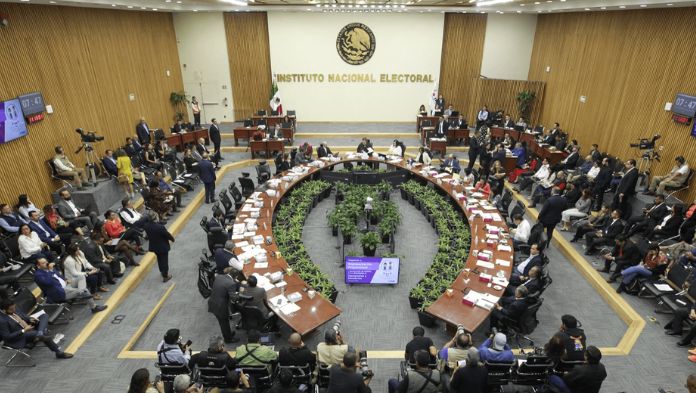 INE aprueba plazos de actualización del Padrón Electoral y cortes de Lista Nominal