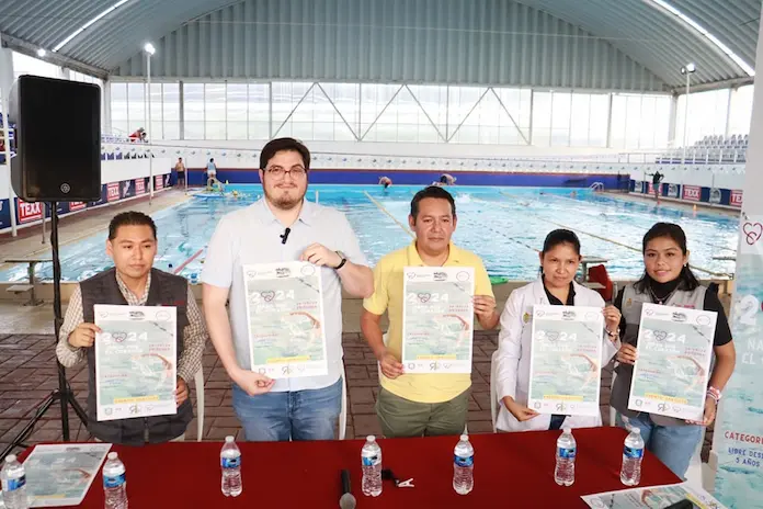 Presenta Presidente del DIF Municipal, cartel oficial del Torneo de Natación “Nado por el Corazón”