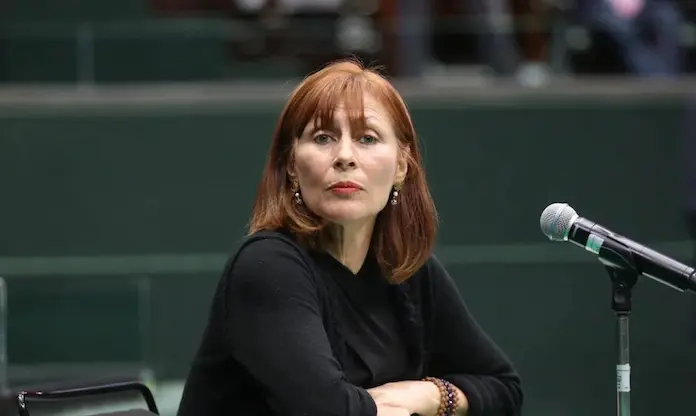 Sheinbaum anuncia a Tatiana Clouthier al frente del Instituto de los Mexicanos en el Exterior