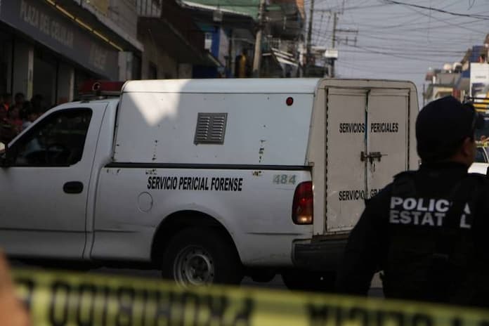 Masculino pierde la vida al caer de un cuarto piso, en Emiliano Zapata