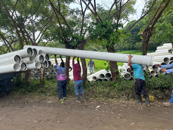 Comprometido con la ciudadanía, gobierno municipal inicia rehabilitación en red de abasto de agua potable en San Andrés