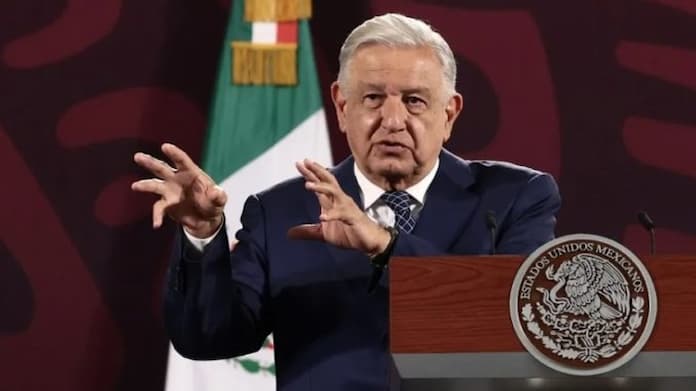 AMLO acusa a Pedro Sánchez de “faltarle al respeto” a Claudia Sheinbaum