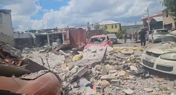 Explosión en Reynosa deja personas lesionadas y viviendas dañadas cerca de una secundaria