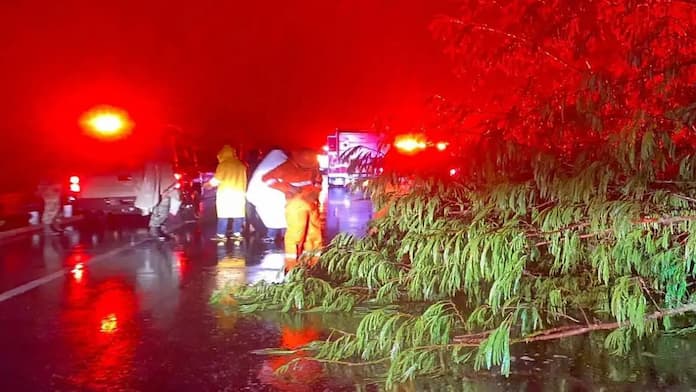 Deja 2 muertos paso del Huracán ‘John’ en Guerrero