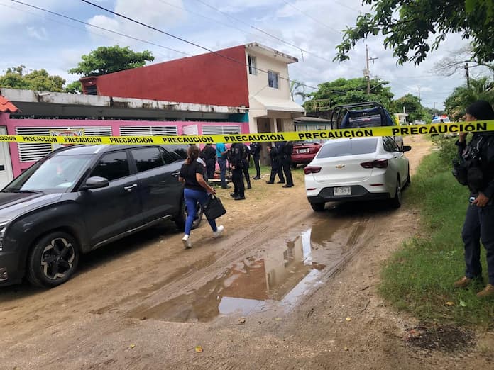 Ejecutan a empleado de Maxi Carne en su domicilio