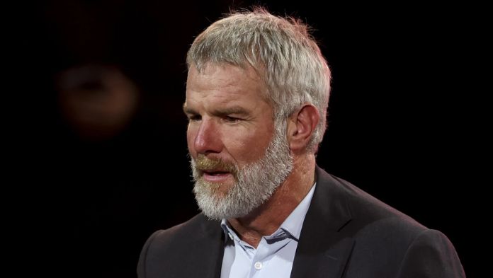 ¿Quién es Brett Favre, el ex quarterback de la NFL que tiene el mal de Parkinson a causa de los golpes?