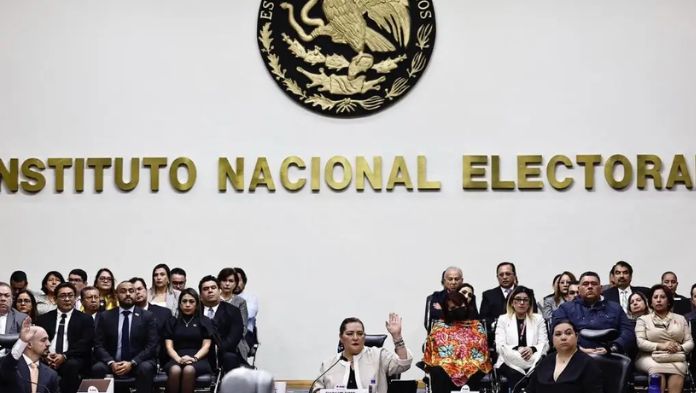 Juez ordena al INE frenar proceso que llevará a la elección de juzgadores en 2025