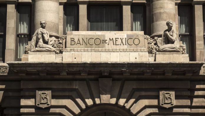 Banxico recorta su tasa de interés en 25 puntos base hasta 10.50%