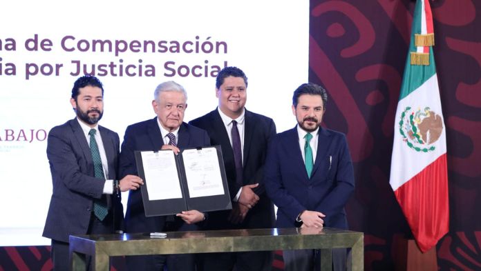 Gobierno firma convenio para pensiones vitalicias a extrabajadores de Luz y Fuerza