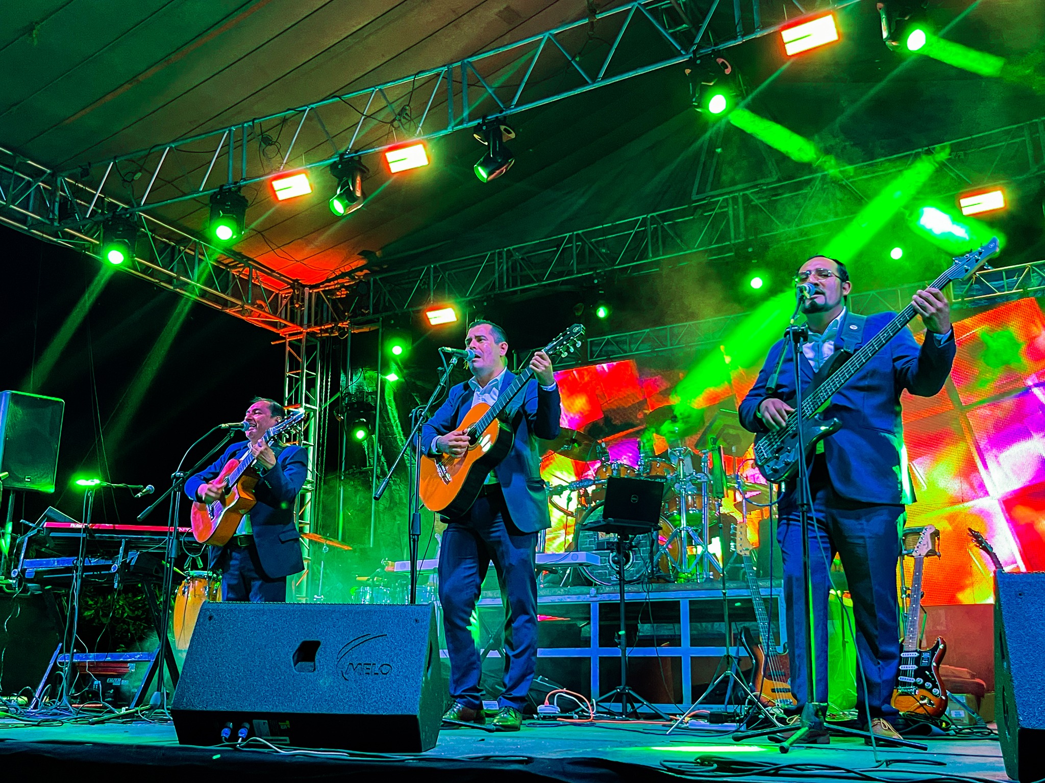 ¡Así se vivió el homenaje a la leyenda Manuel Eduardo Toscano!