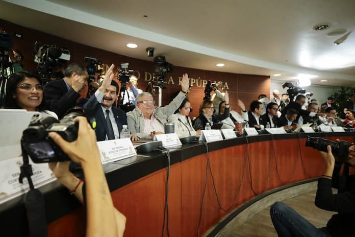 Comisiones del Senado aprueban dictamen para que no se impugnen las reformas constitucionales