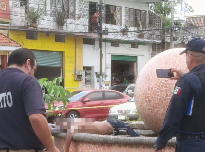 Hombre es encontrado sin v1da en una cisterna