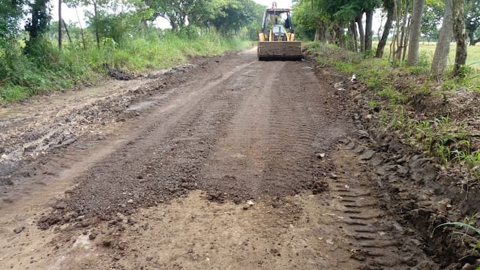 Por instrucciones de la Alcaldesa Kristel Hernández del camino San Marquitos – El Moral