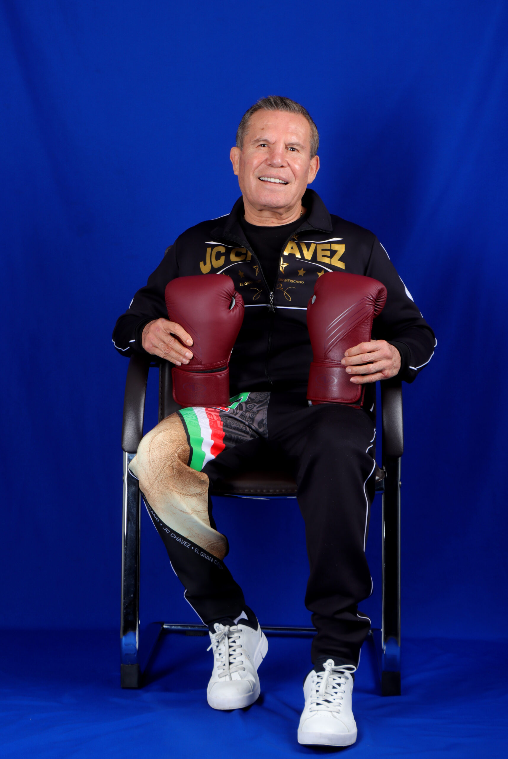 Julio César Chávez manda recadito al Canelo: “nunca habrá otro como yo”