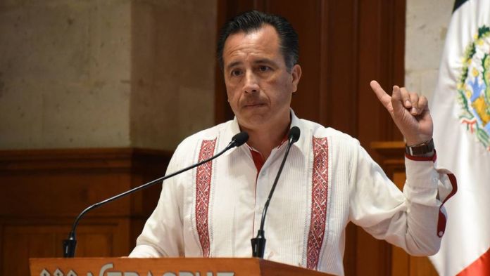 Gobierno de Cuitláhuac García se va sin pagar a proveedores en Veracruz: IP