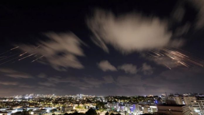 Irán e Israel en directo: Continúa guerra en Medio Oriente tras ataque con misiles