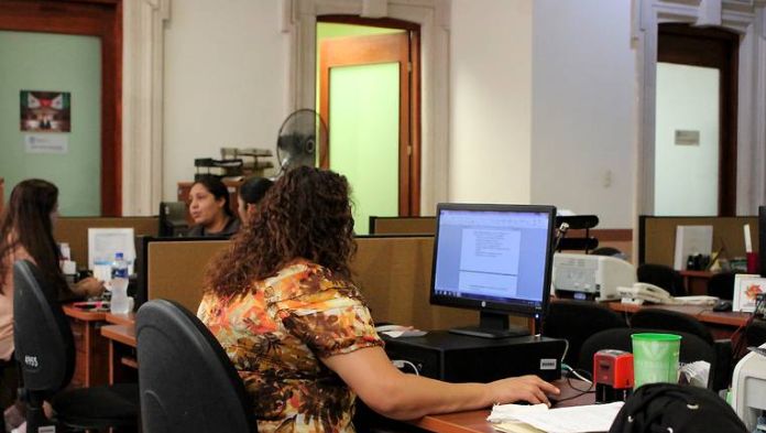 Mipymes sufrirán con reducción a jornada laboral; se pagaría por horas y no días