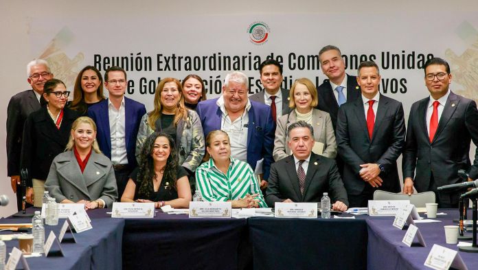 Garantizarán salarios dignos a servidores que velan por la salud, seguridad y educación del pueblo: Manuel Huerta