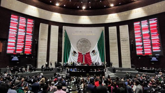 La 4T busca controlar contenidos en internet con reforma energética: PAN