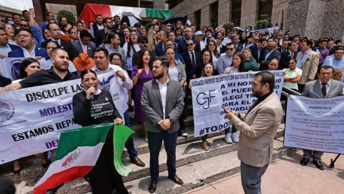 Jueces y magistrados reanudarán labores bajo protesta y resistencia