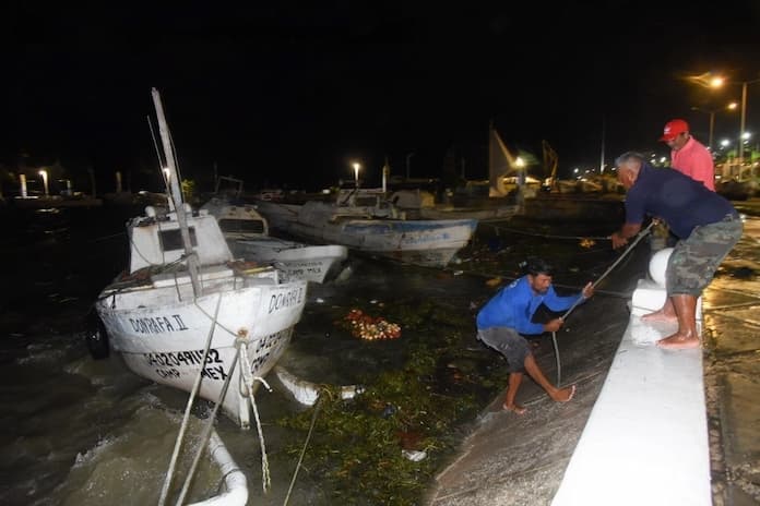 Autoridades federales reportan “saldo blanco” tras el paso de ‘Milton’ por costas mexicanas