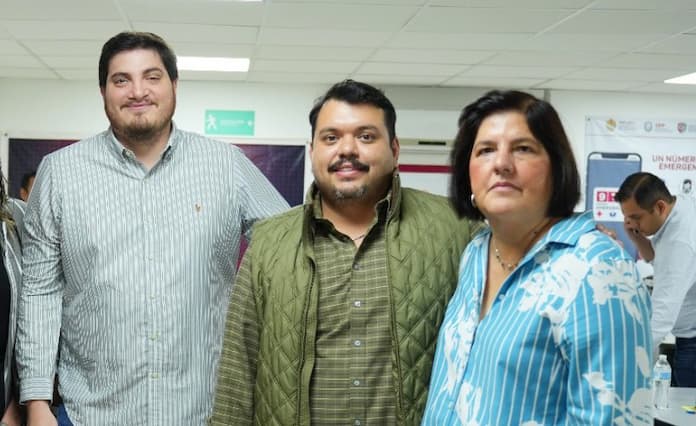 Alcaldesa de San Andrés Tuxtla y titular de Segob analizan situación comunidades ante las lluvias