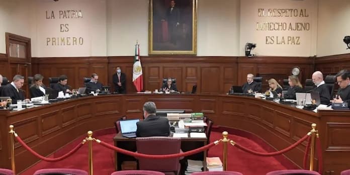 Suprema Corte admite consulta de juzgadores contra la reforma judicial