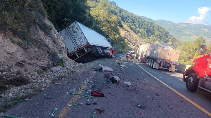 4ccidenten en las cumbres de maltrata deja varios heridos