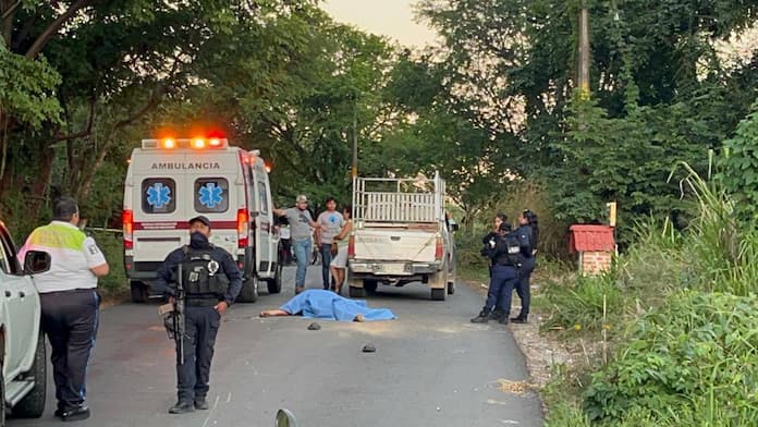 Muere joven motociclista en colisión en Playa Vicente-Santiago Tuxtla