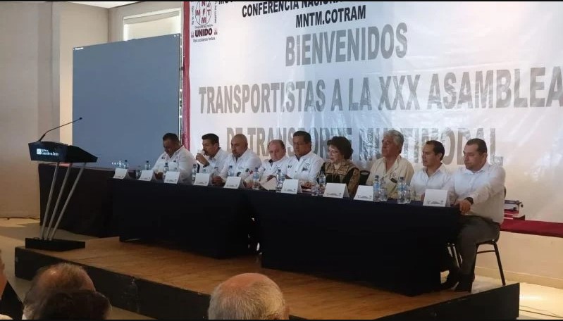 Se reúnen transportistas del Movimiento Nacional de Transporte Multimodal en Veracruz