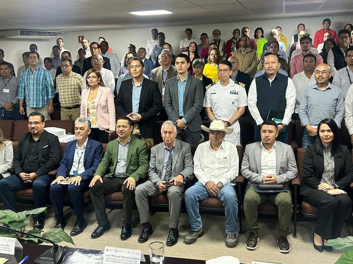 Alcalde de Catemaco participa como vocal en la 2da Sesión Ordinaria 2024 del CEIEG