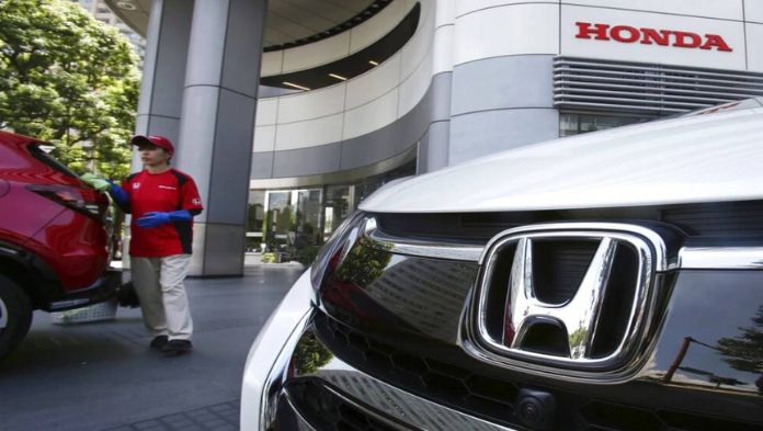 Por riesgos mecánicos, llaman a revisar más de 100 mil vehículos de Honda y Acura en México