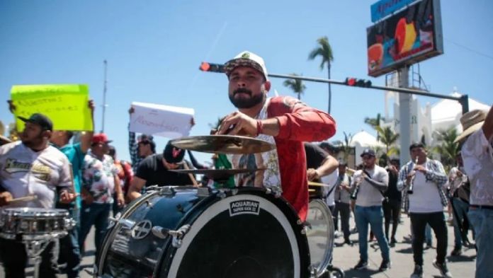Adiós narcorridos, gobierno lanza concurso nacional de bandas