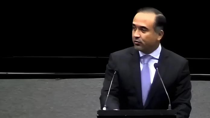 Proponen licencias de conducir permanentes y digitales en Veracruz