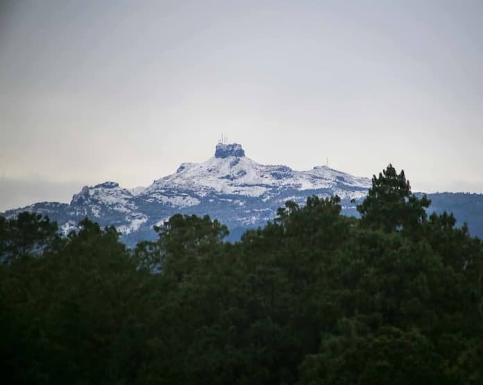 Se registra nevada en el Cofre de Perote, en Veracruz