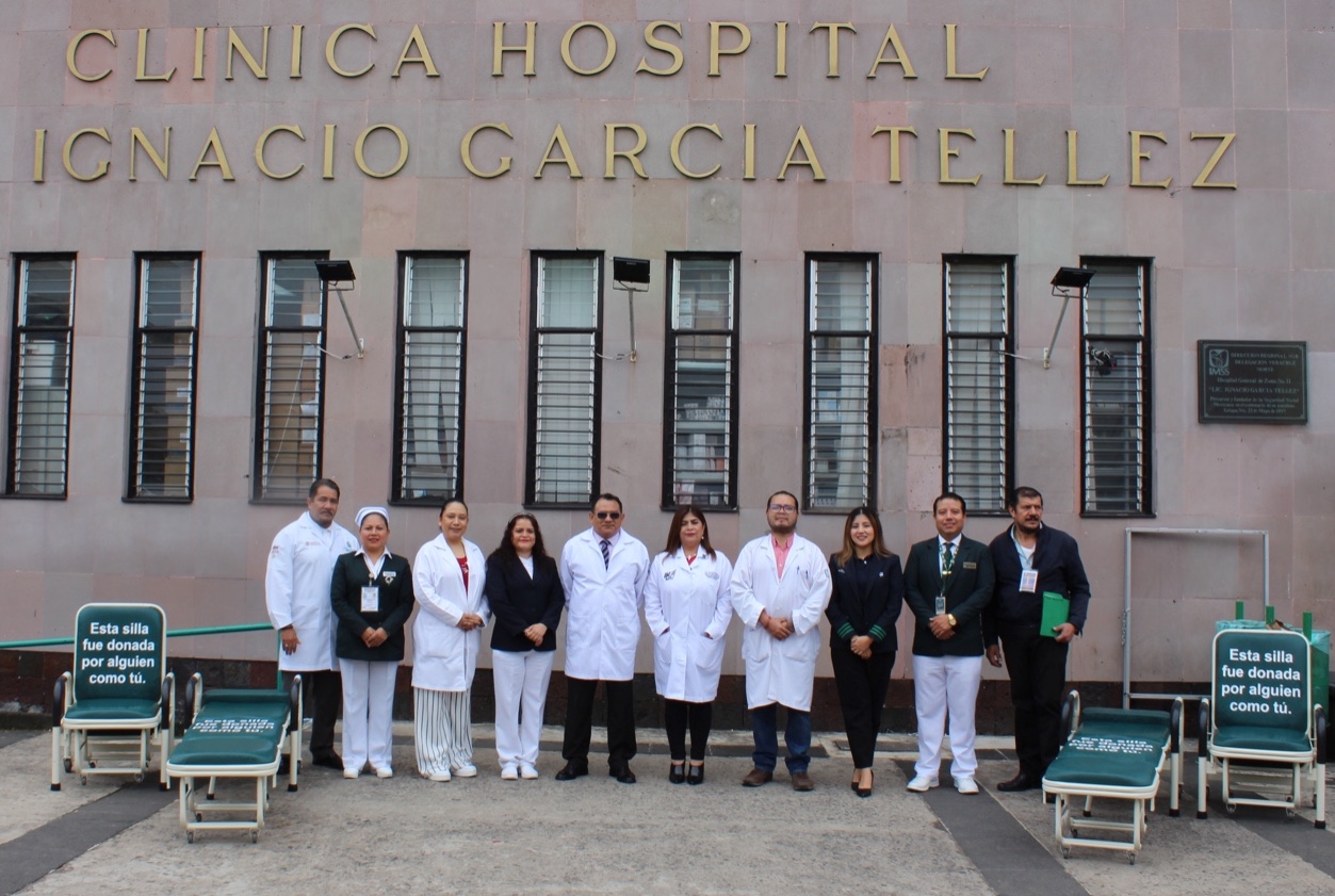 Entrega IMSS Veracruz Norte sillas-cama a Hospitales Generales de Zona