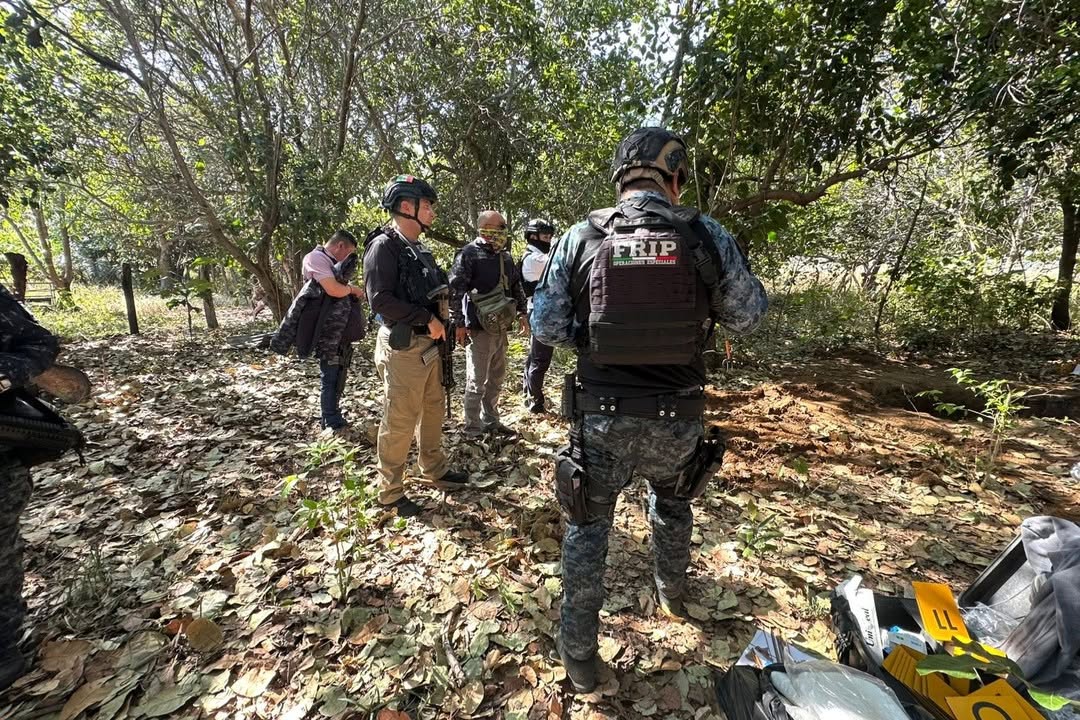 Localizan 15 cadáveres en fosas clandestinas en Chiapas