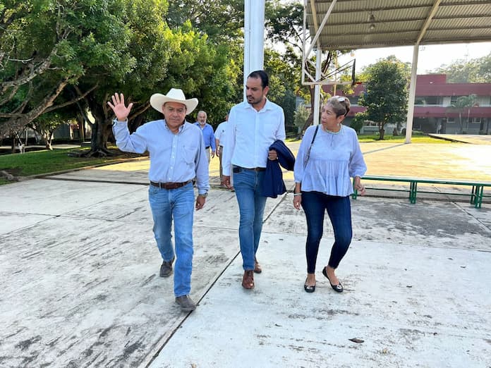 Alcalde de Catemaco asistió a la Cuarta Sesión Ordinaria del Consejo de Vinculación 2024