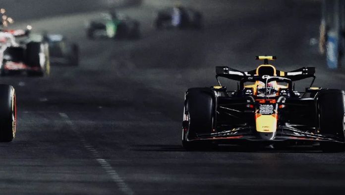 Horner pide a Checo Pérez que abandone Red Bull: “es suficientemente sabio”