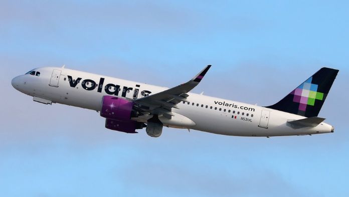 Pasajero de Volaris intenta desviar vuelo hacia EU