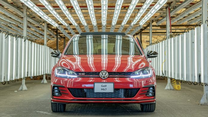 Volkswagen analiza trasladar la producción del Golf posiblemente a México
