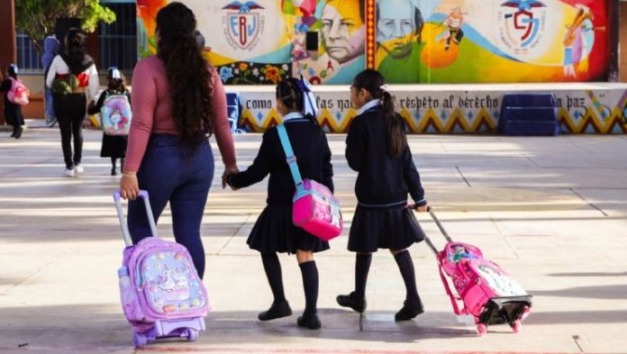 Más de 2 millones de estudiantes en Veracruz salen de vacaciones decembrinas