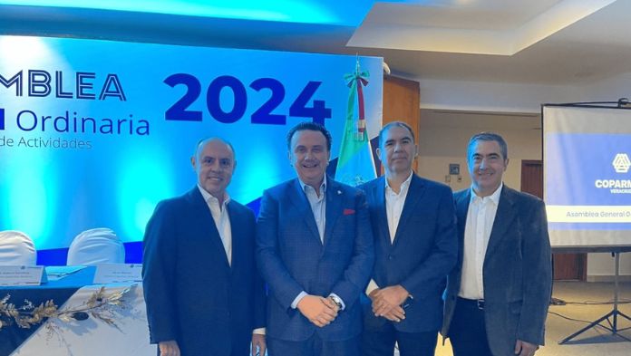 Adrián Maynes García asume la presidencia de Coparmex Veracruz para 2025