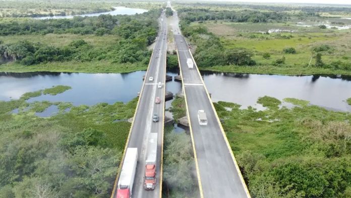 Suspenden trabajos en puentes Río Hondo I y II en autopista de Veracruz