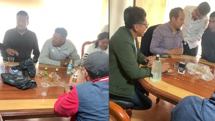 Exhiben a alcalde por usar Salón de Cabildos como cantina en Mazatecochco, Tlaxcala